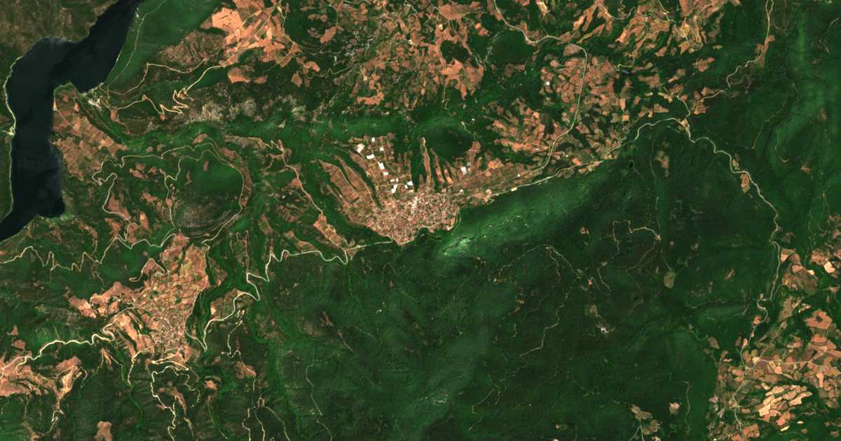 Satellitenkarte von Rizómata