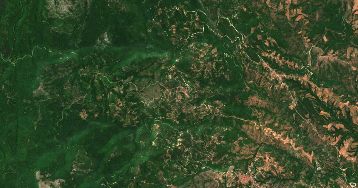 Satellitenkarte von Kastanerí