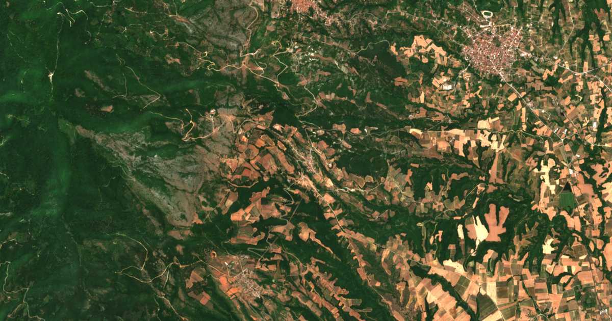 Satellitenkarte von Pentálofon