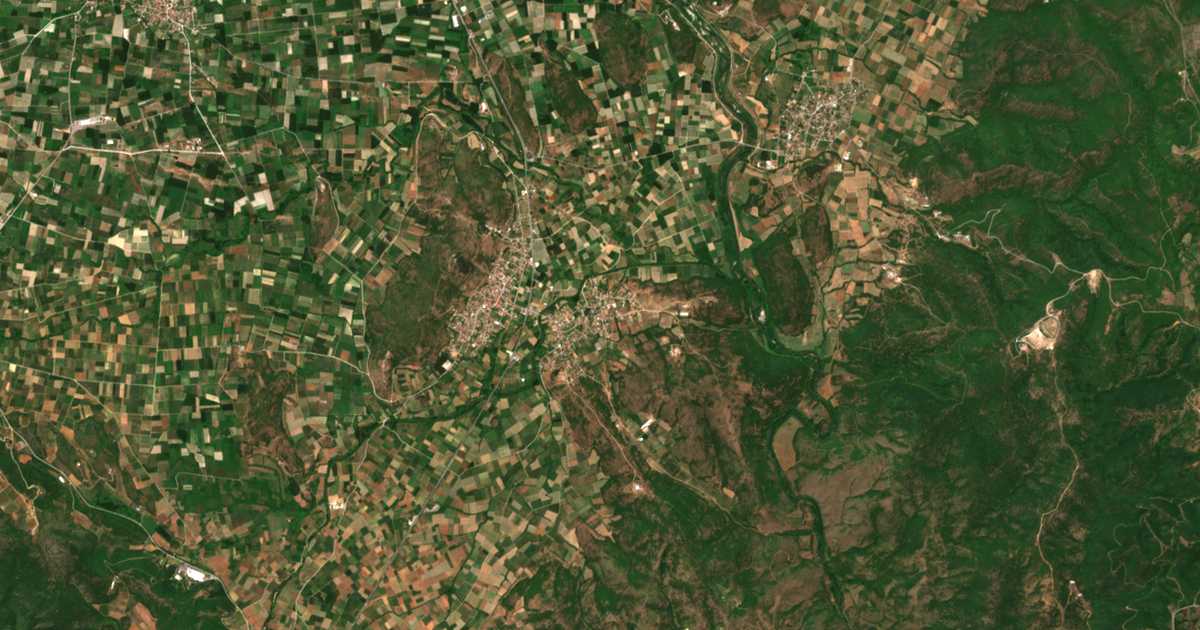 Satellitenkarte von Áloros