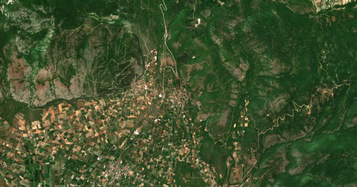 Satellitenkarte von Foústani
