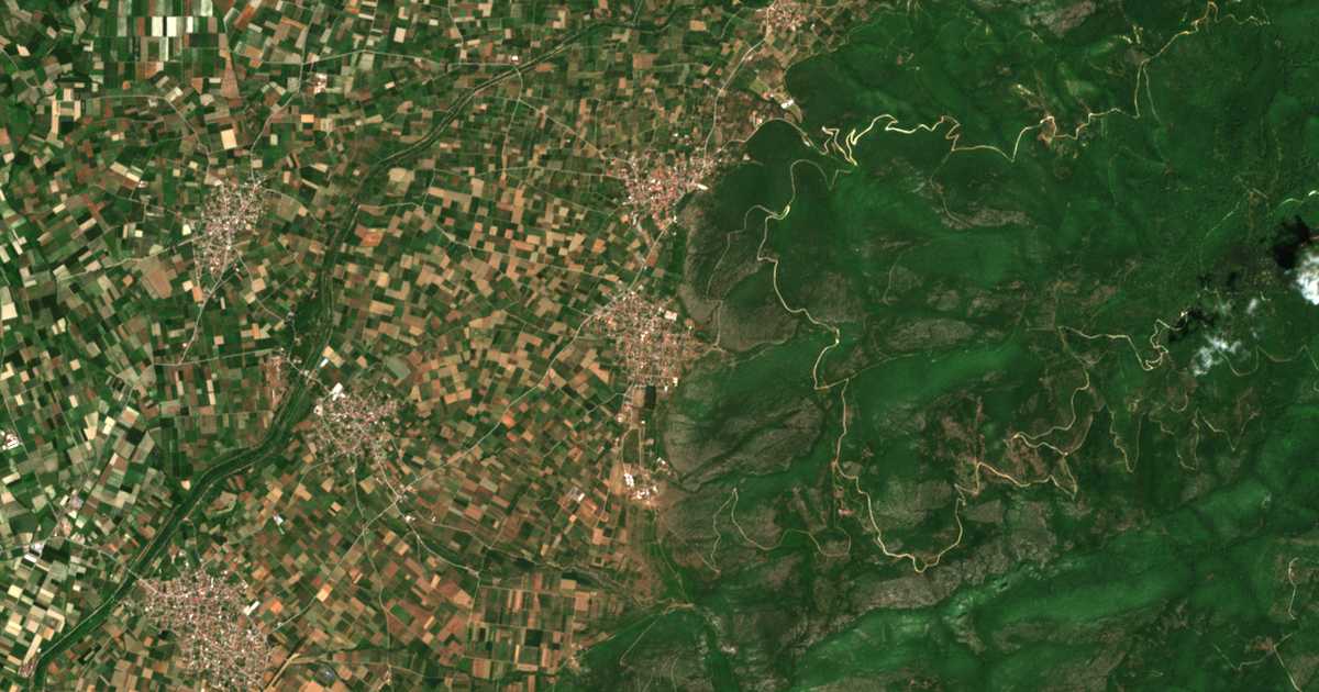 Satellitenkarte von Konstantía