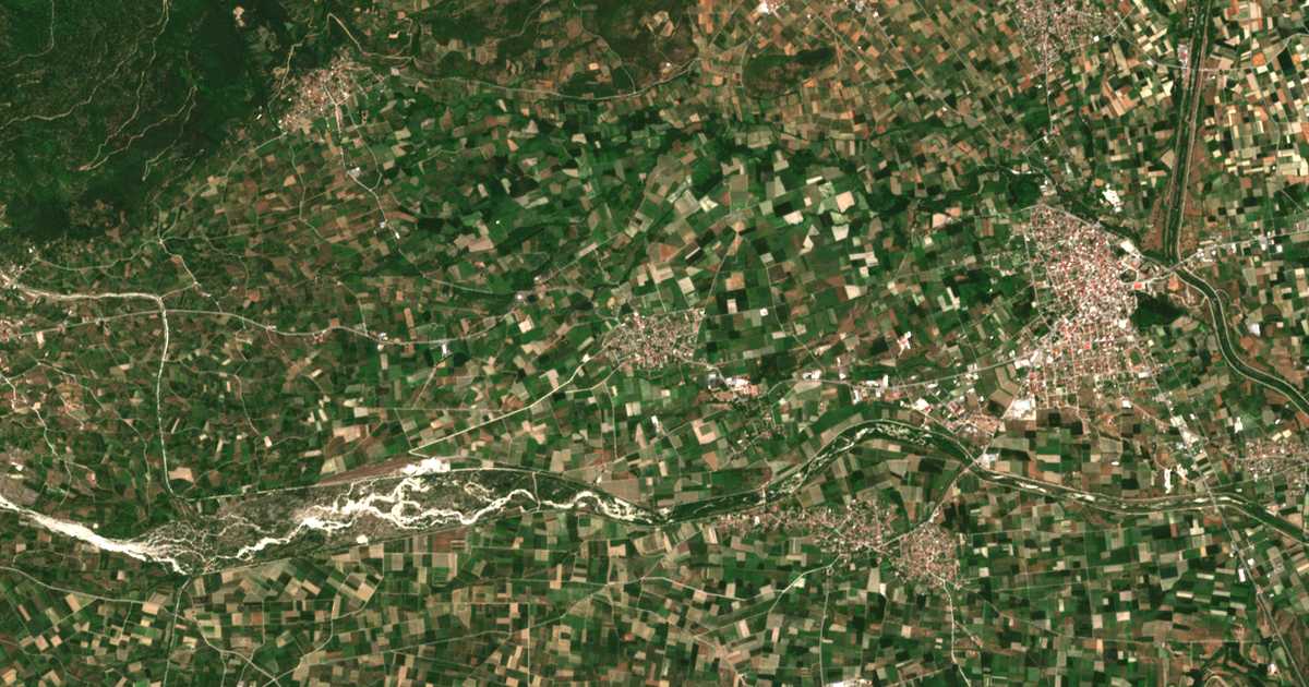 Satellitenkarte von Piperiaí