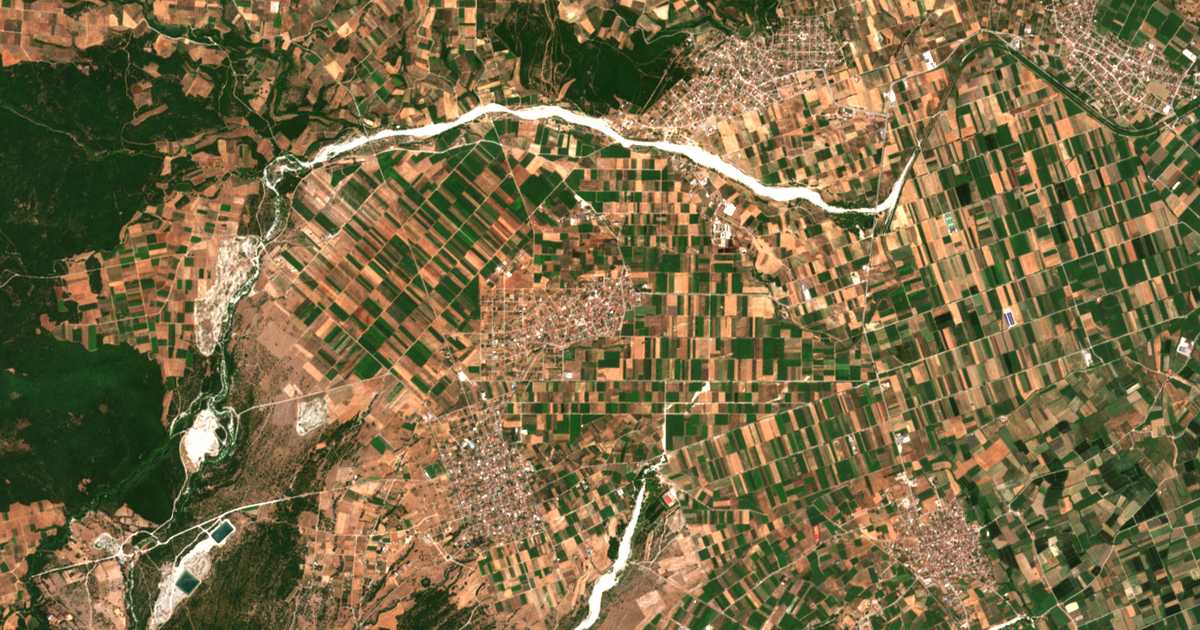 Satellitenkarte von Ágios Spyrídon