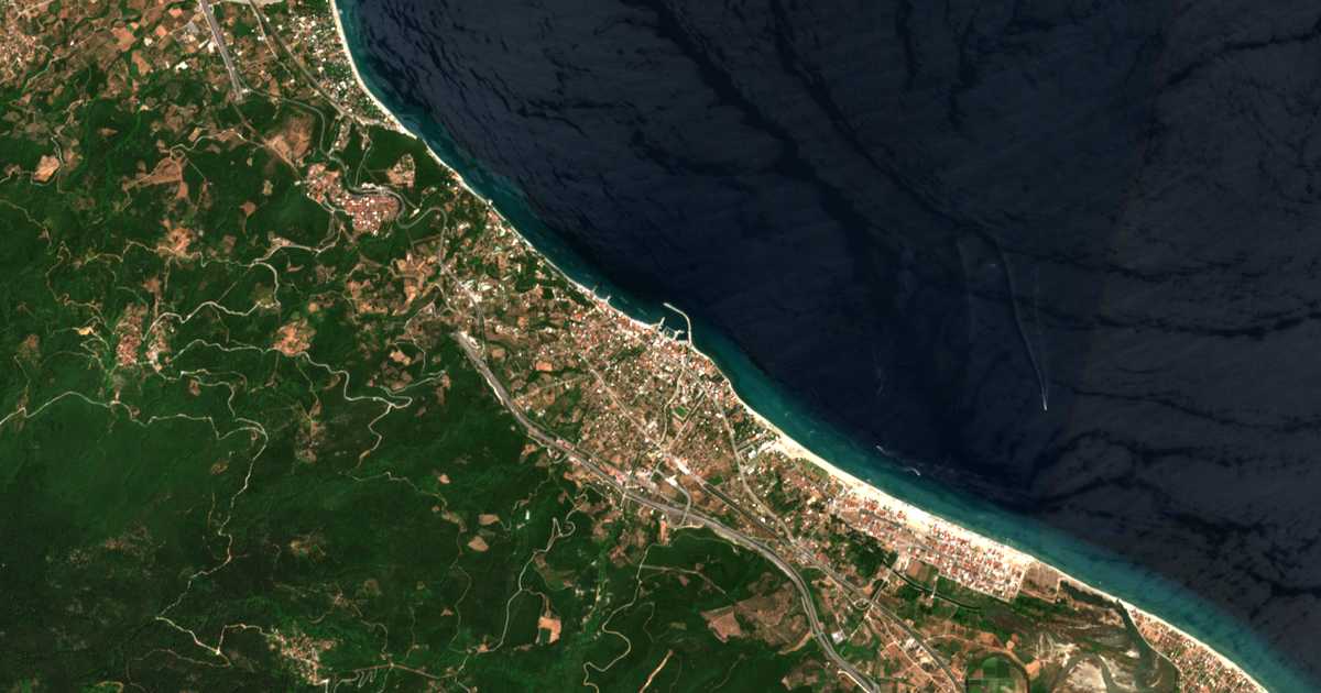 Satellitenkarte von Platamonas