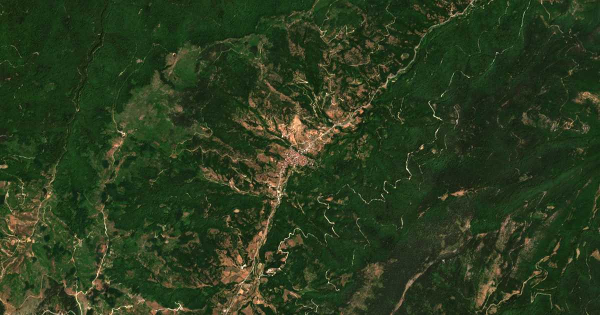 Satellitenkarte von Ágios Dimítrios