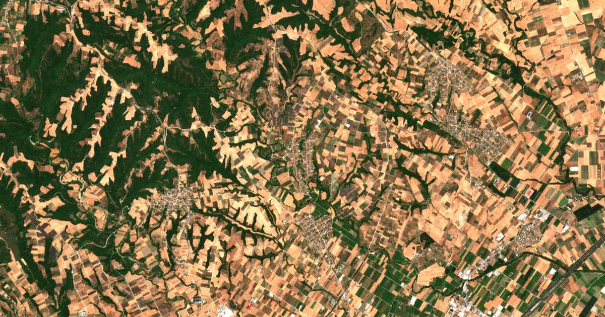 Satellitenkarte von Áno Ágios Ioánnis