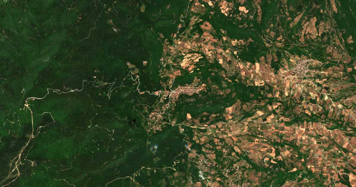 Satellitenkarte von Elatochori