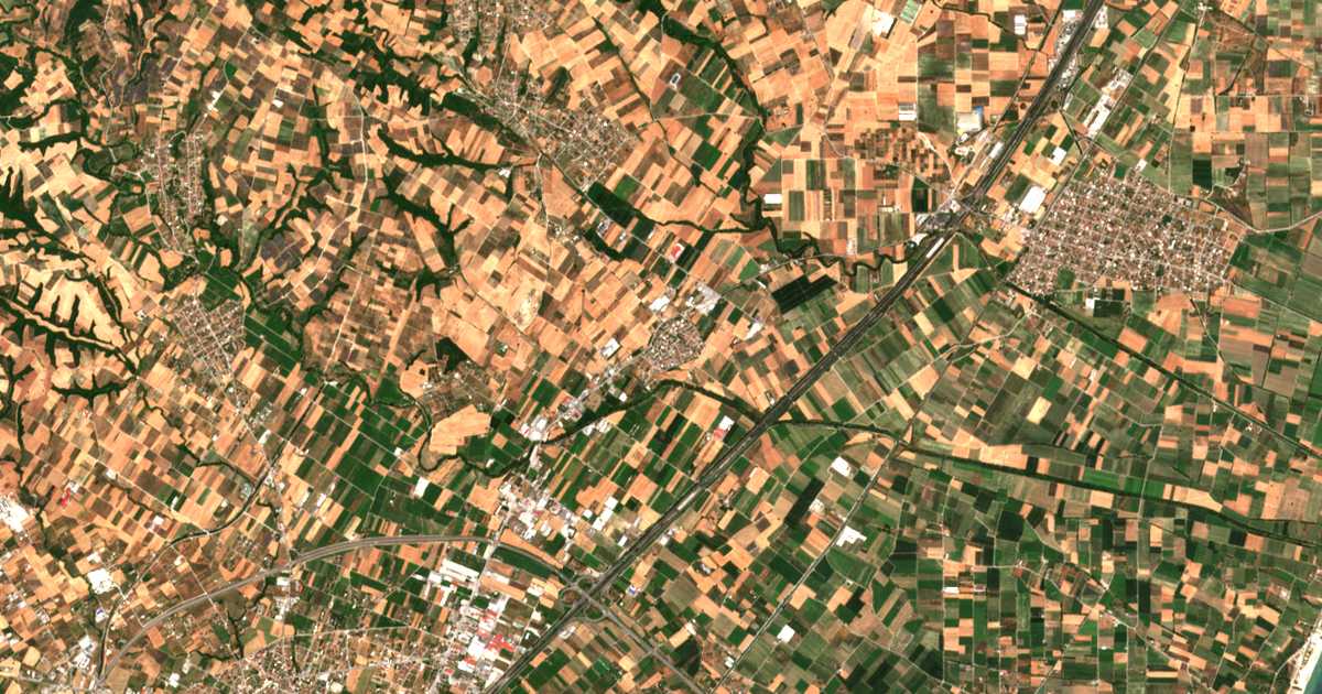Satellitenkarte von Néa Chráni