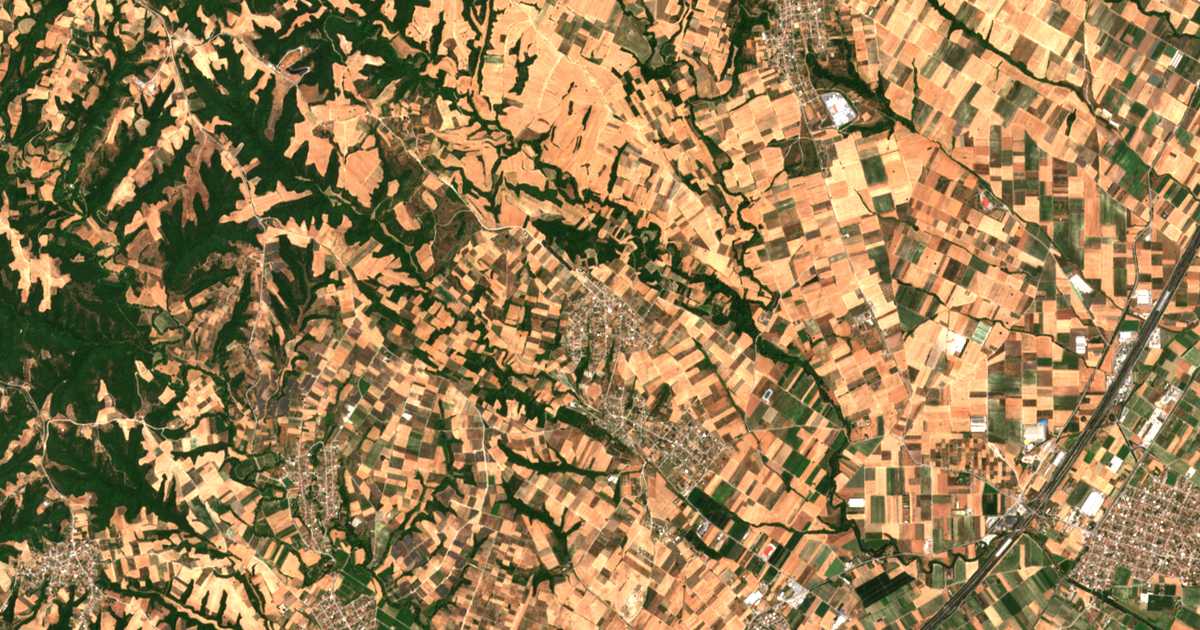 Satellitenkarte von Néa Trapezoús