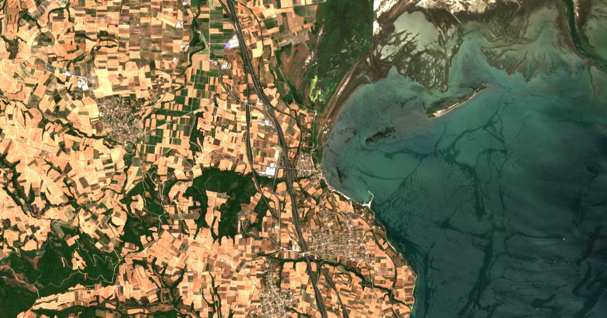 Satellitenkarte von Néa Agathoúpolis