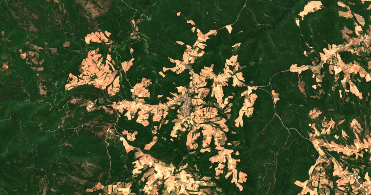 Satellitenkarte von Ryákia
