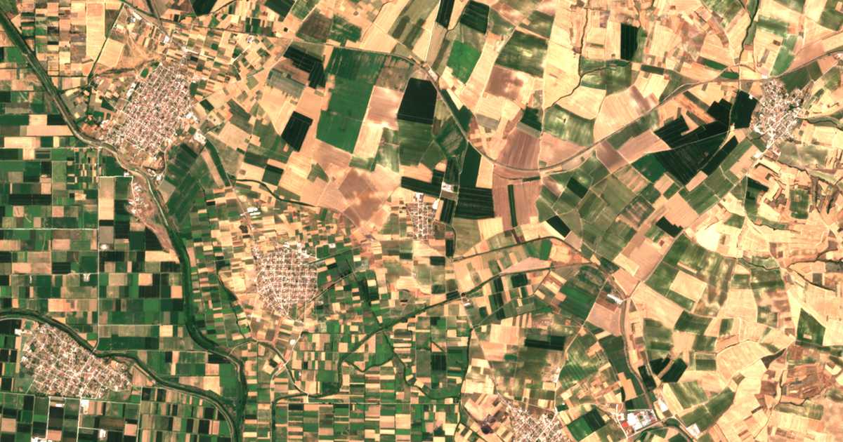 Satellitenkarte von Mesokómi