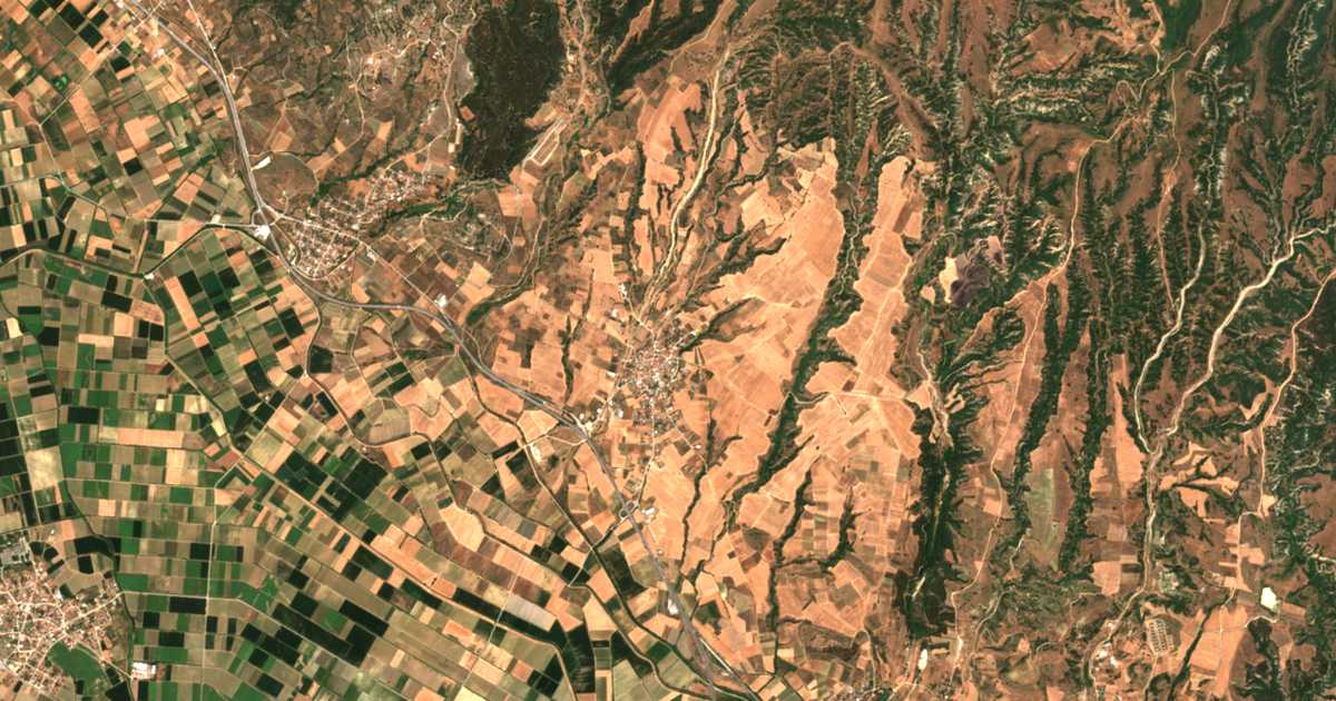 Satellitenkarte von Melenikítsion