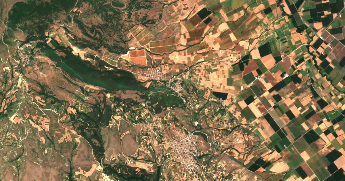Satellitenkarte von Agiochórion