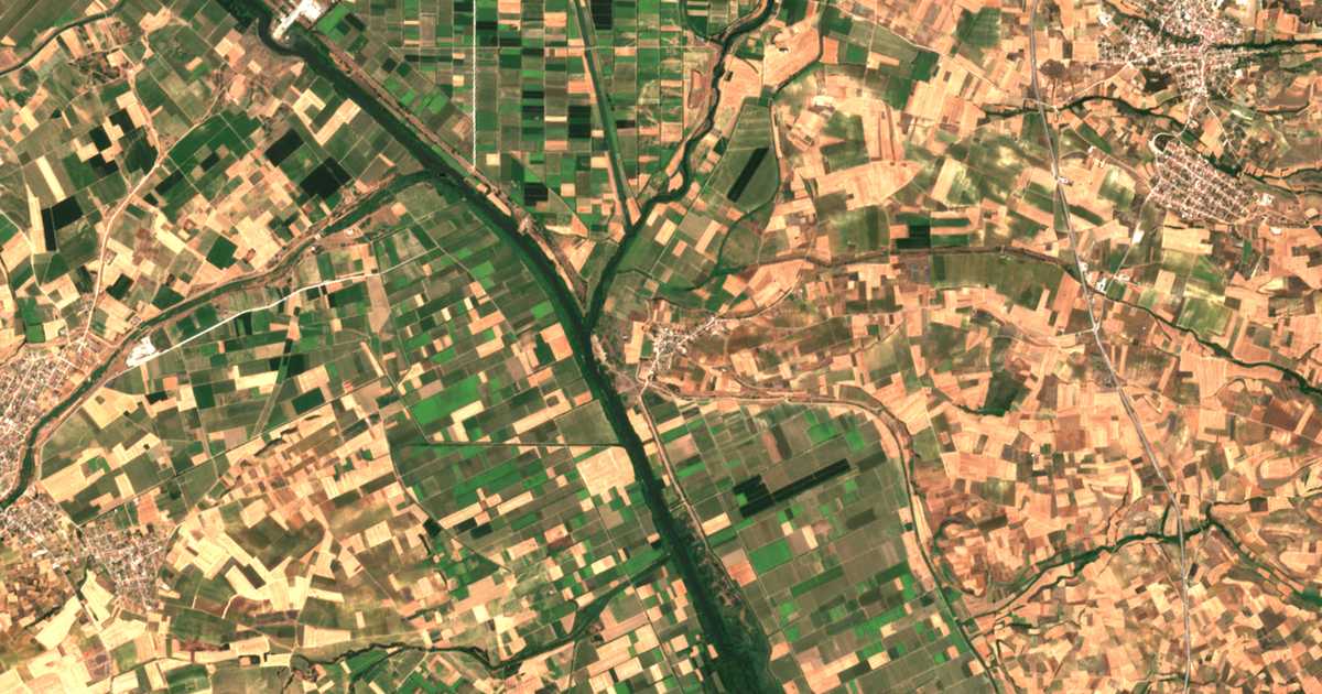 Satellitenkarte von Mýrkinos