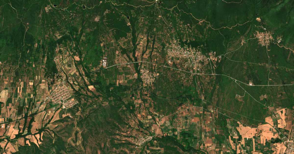 Satellitenkarte von Kalochórion