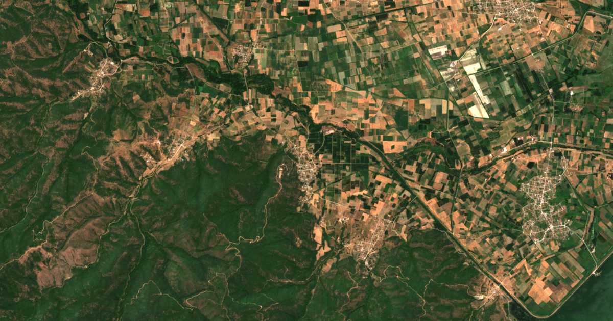 Satellitenkarte von Monastirákion