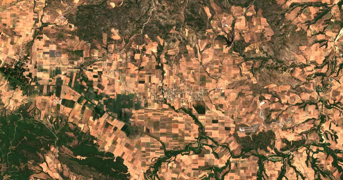 Satellitenkarte von Kalamotón