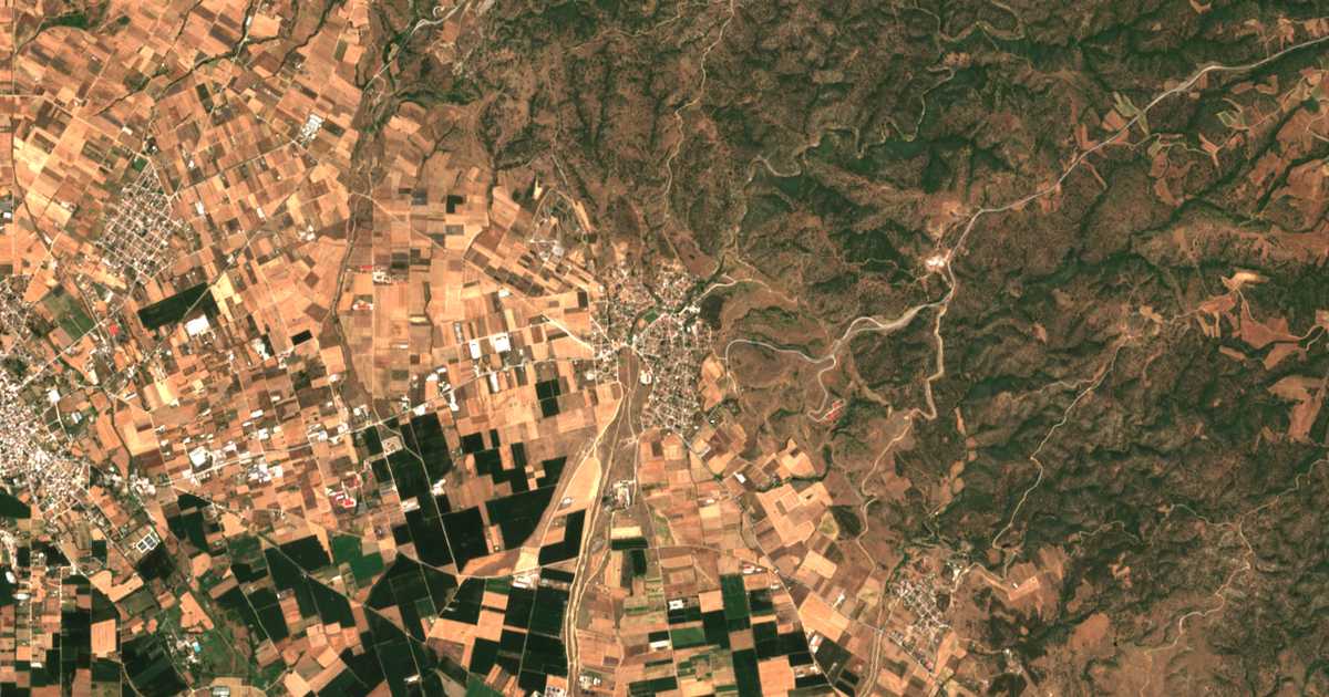 Satellitenkarte von Kolchikón