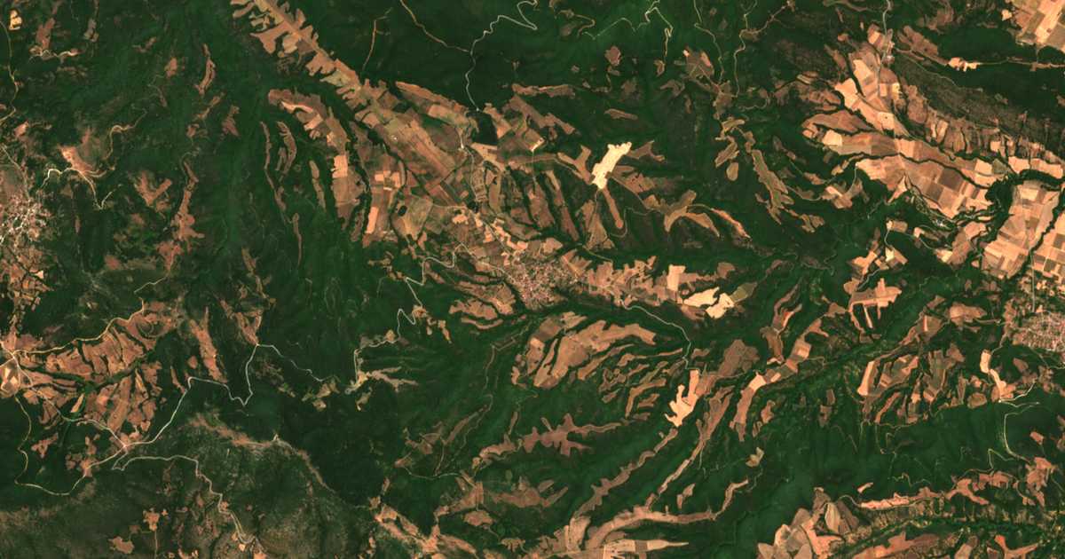 Satellitenkarte von Petrokérasa