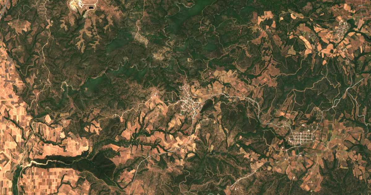Satellitenkarte von Polydéndrion