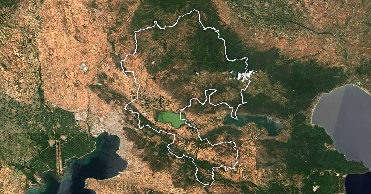 Satellitenbild mit eingezeichneter Grenze: Lagadas