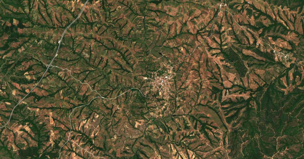 Satellitenkarte von Xylópolis