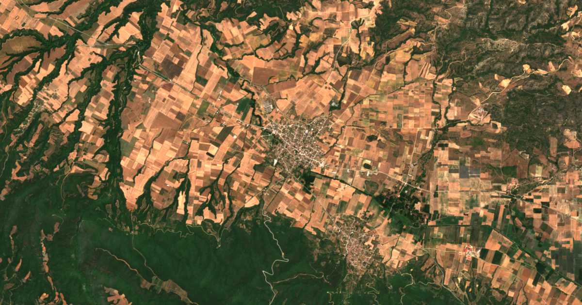 Satellitenkarte von Zagklivérion