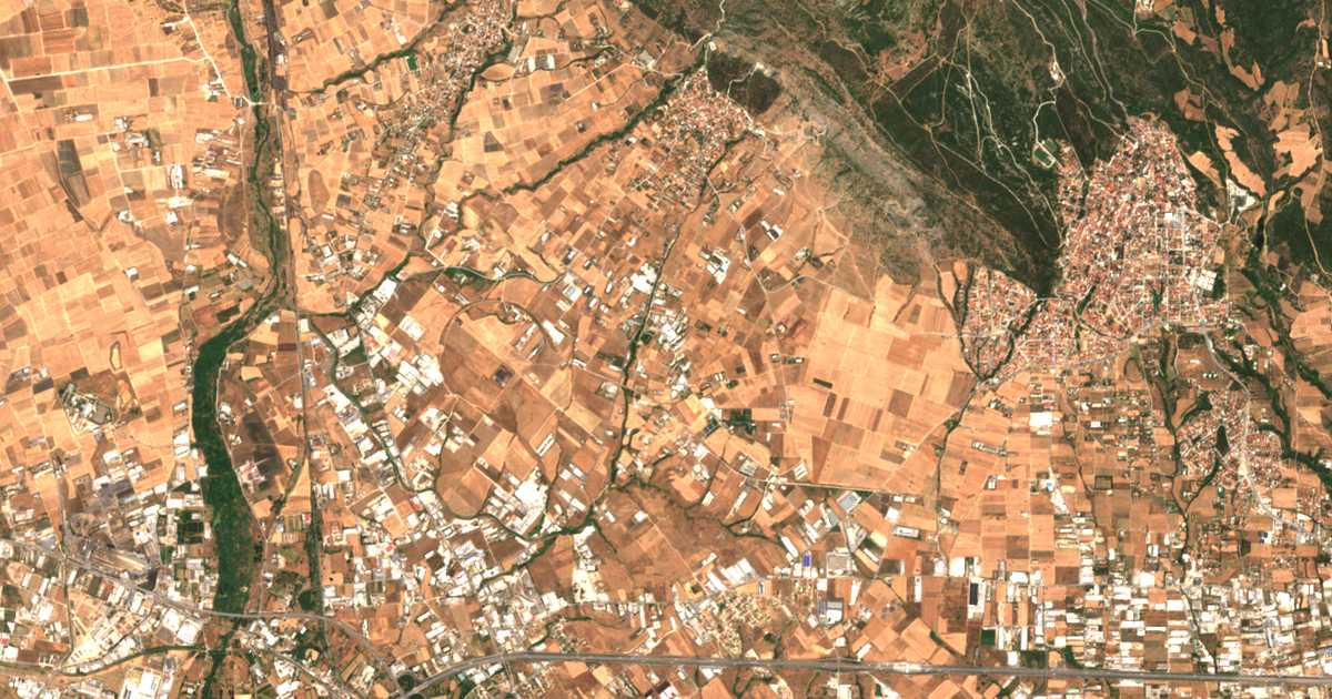 Satellitenkarte von Ágios Geórgios