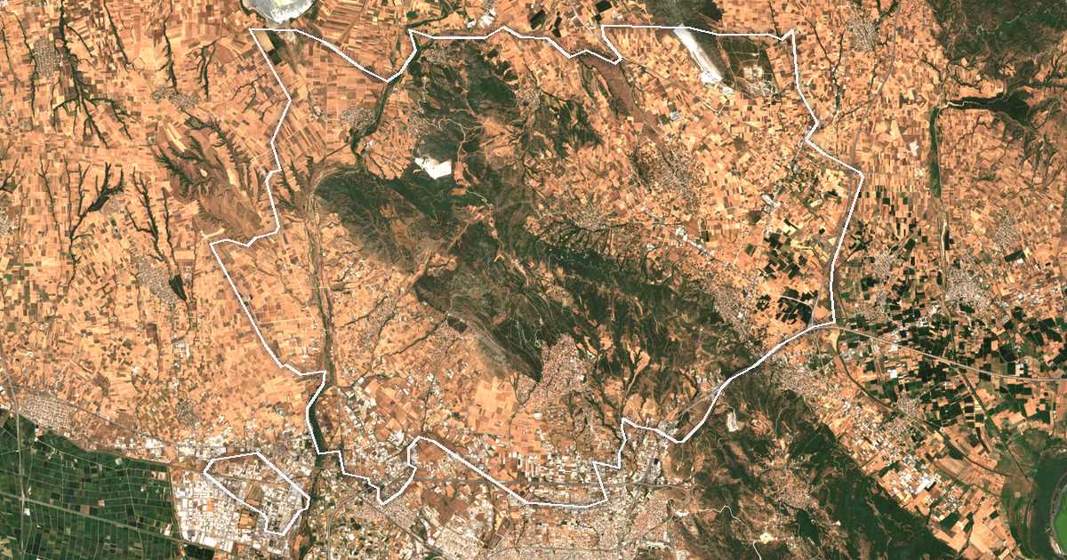Satellitenbild mit eingezeichneter Grenze: Oreokastro
