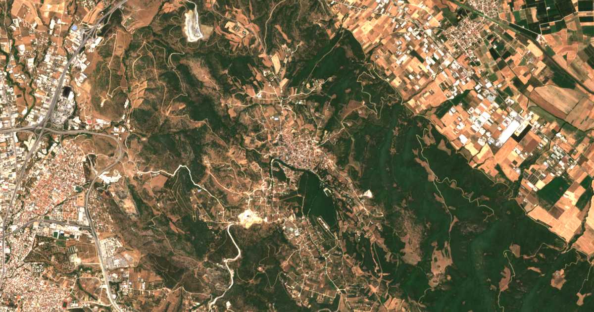 Satellitenkarte von Fílyron