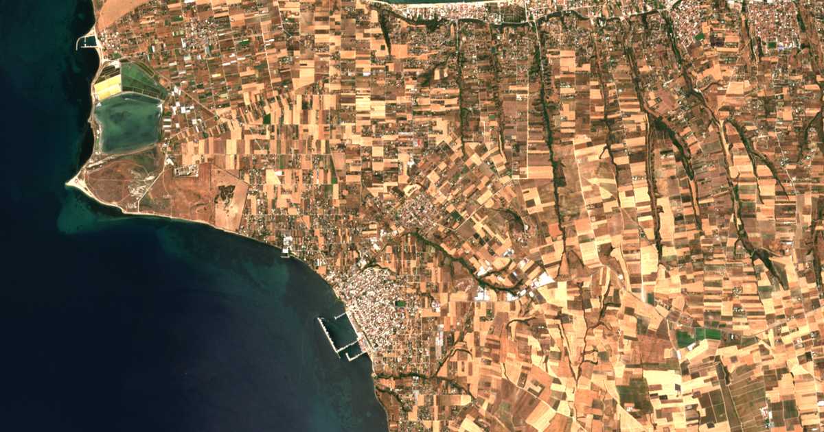 Satellitenkarte von Néa Kerasiá
