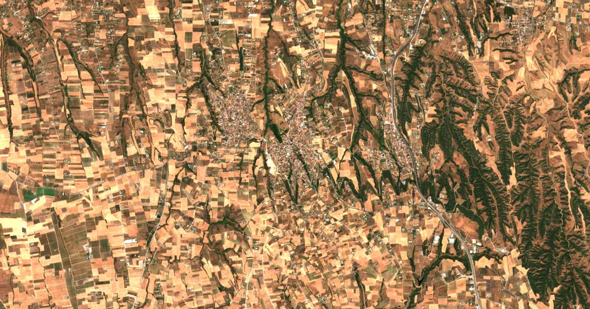 Satellitenkarte von Trílofon