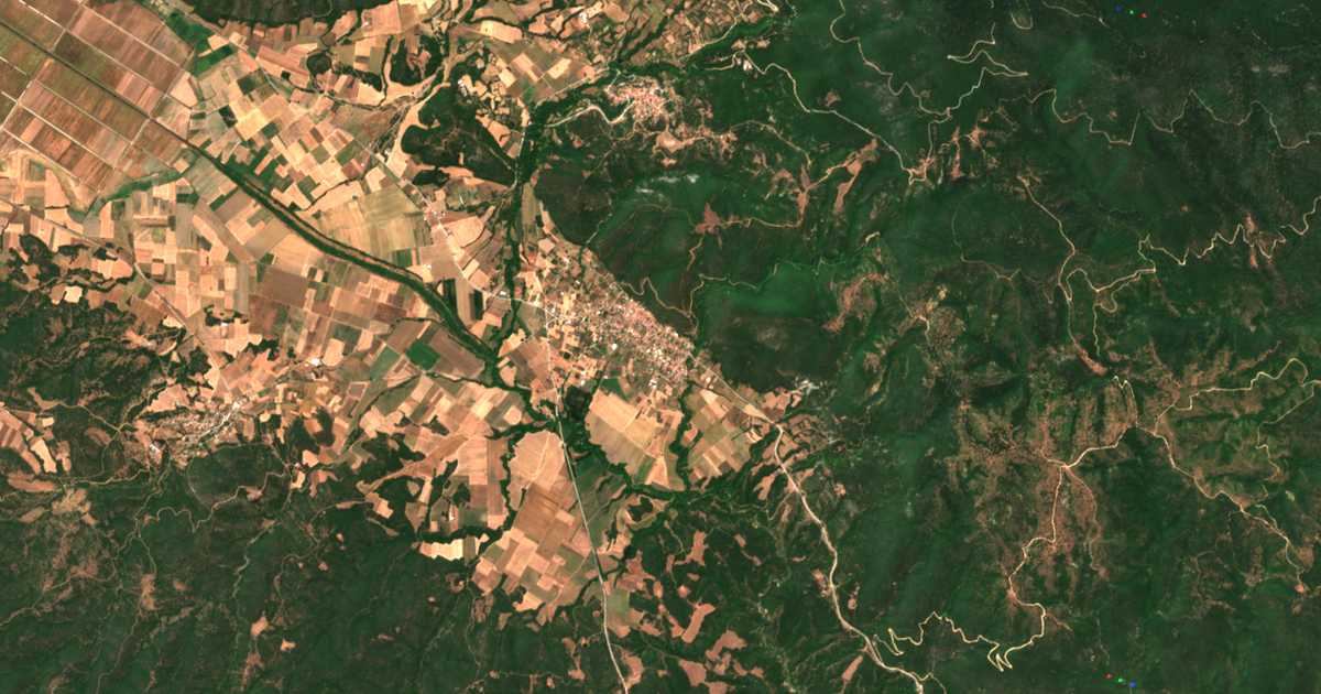 Satellitenkarte von Arethousa