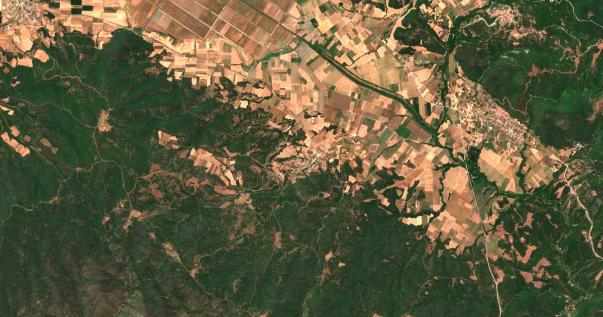 Satellitenkarte von Lefkoúda