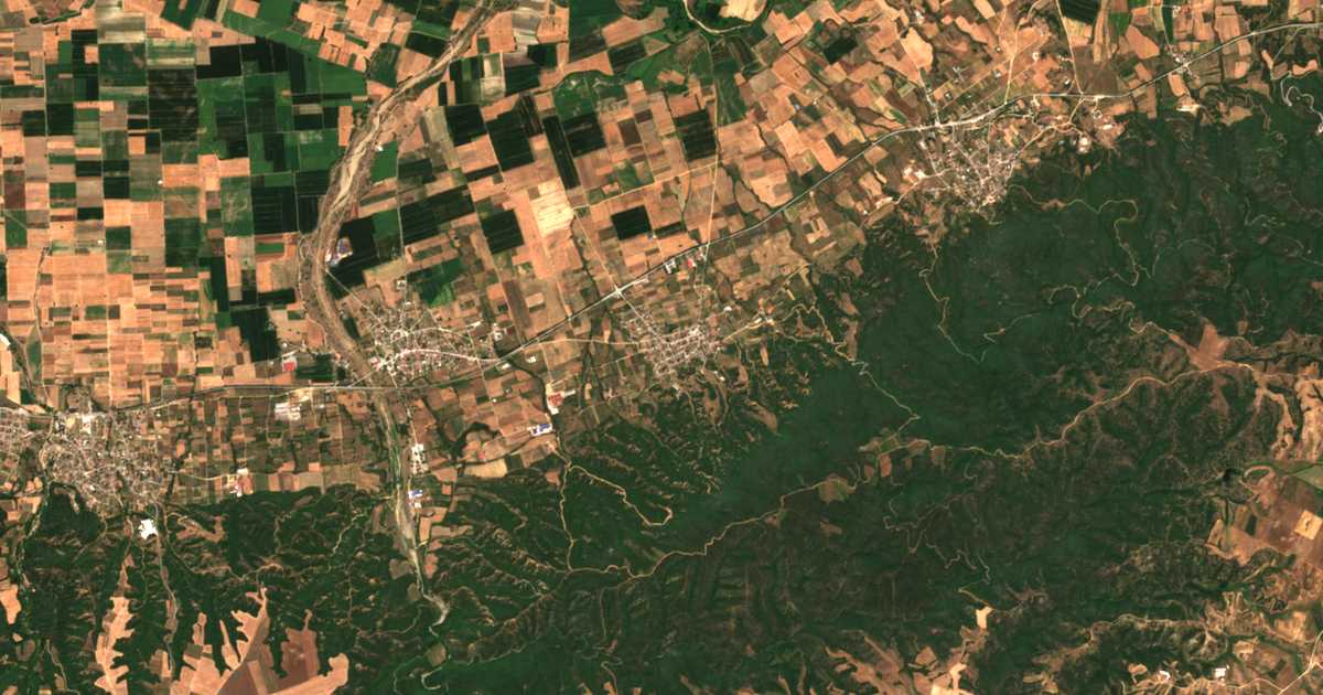 Satellitenkarte von Nikomidinón
