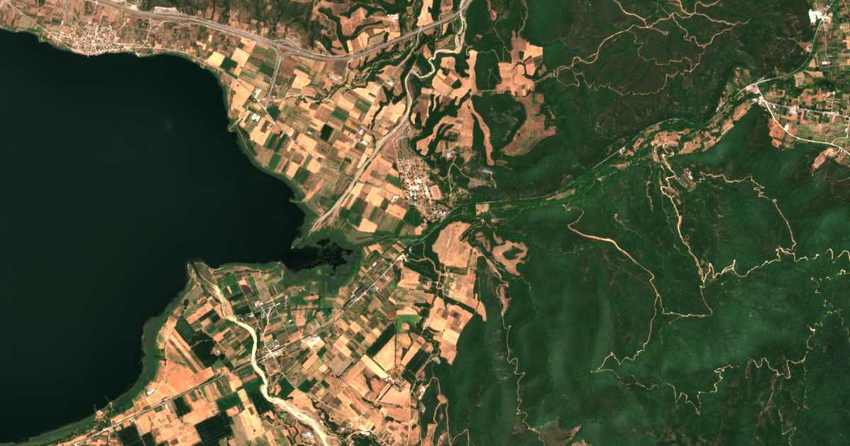 Satellitenkarte von Rentína