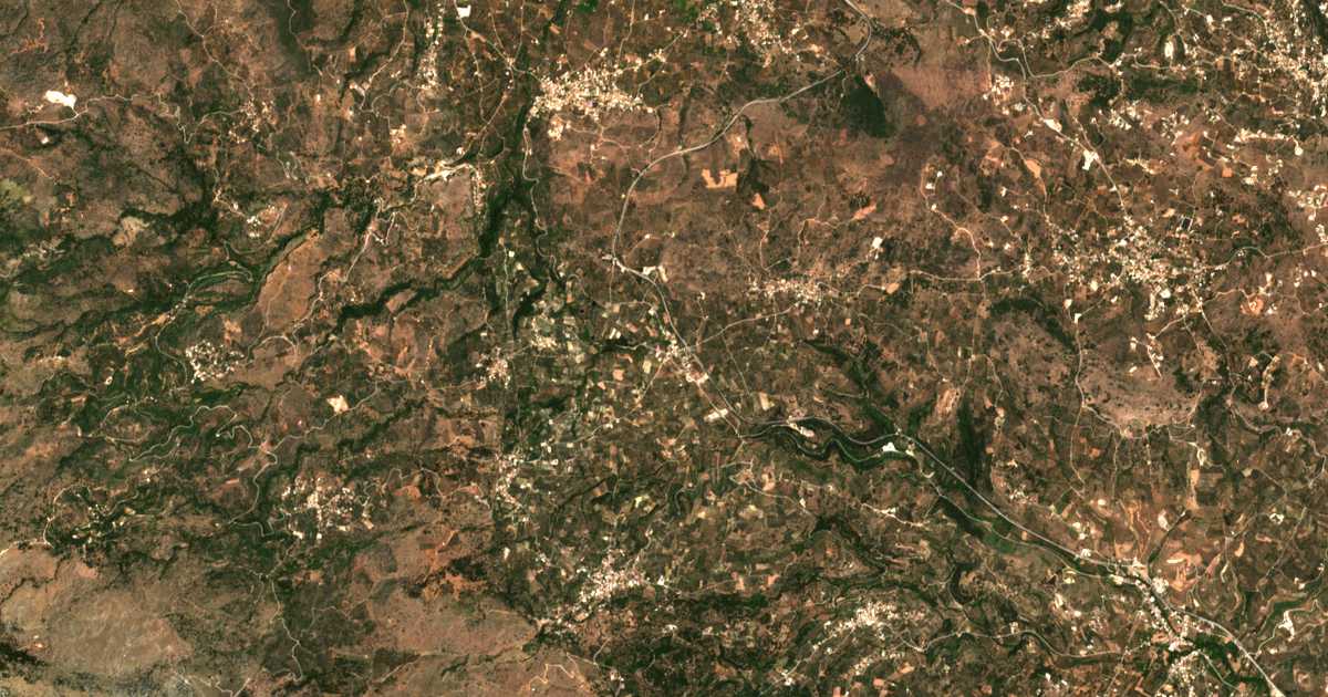 Satellitenkarte von Ágioi Pántes