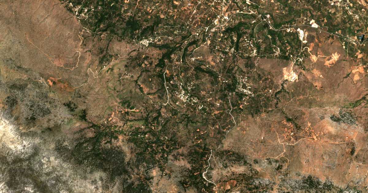 Satellitenkarte von Emprósneros
