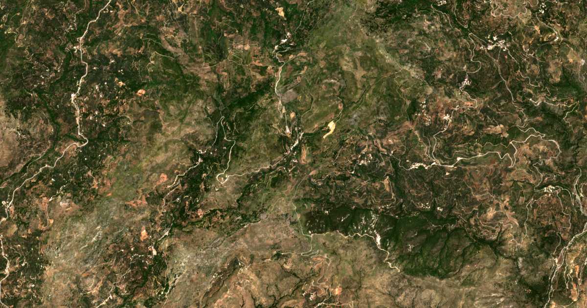 Satellitenkarte von Teménia