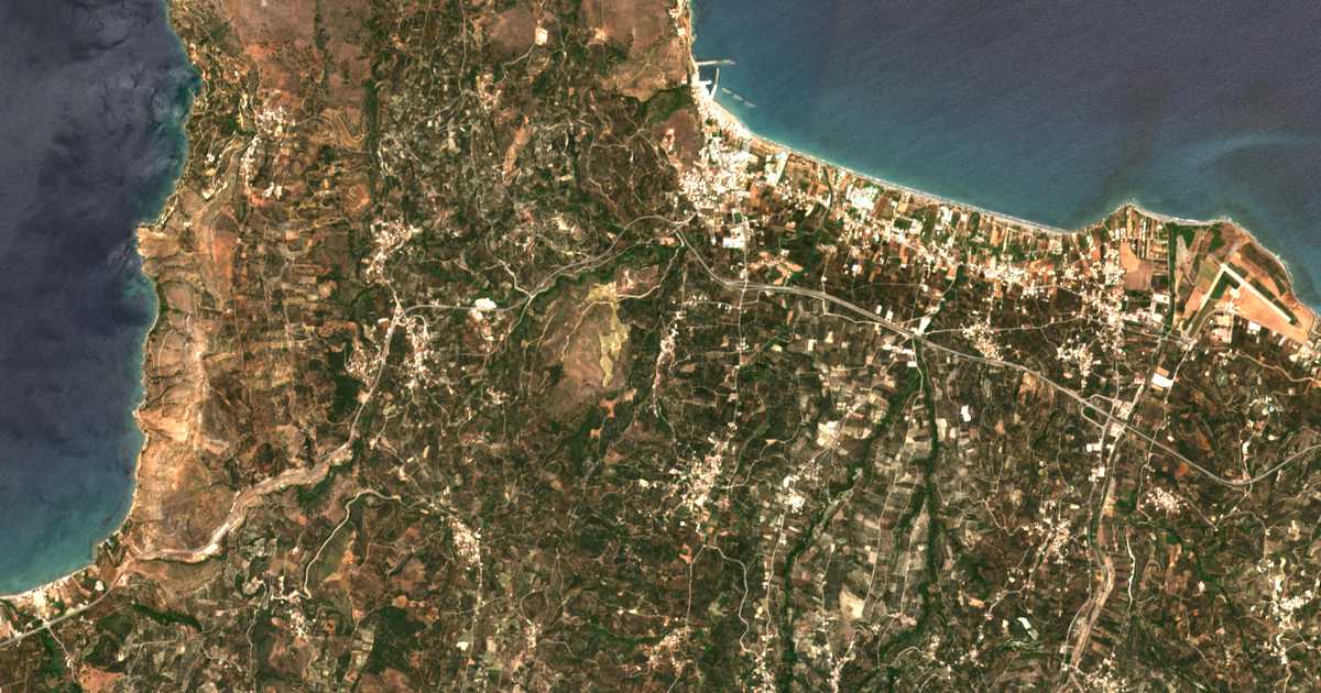 Satellitenkarte von Marathokefála