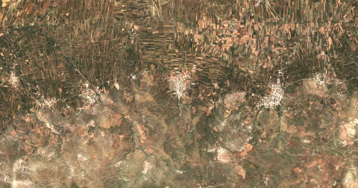 Satellitenkarte von Chárakas