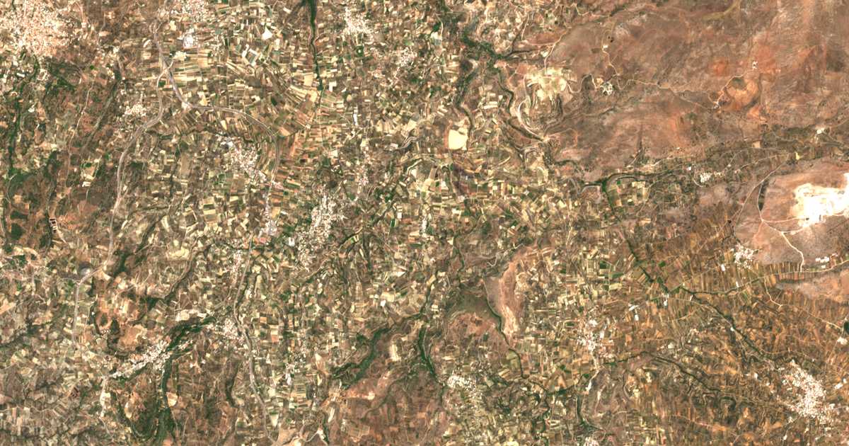 Satellitenkarte von Filísia