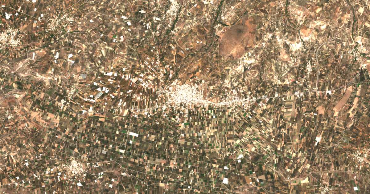 Satellitenkarte von Mires