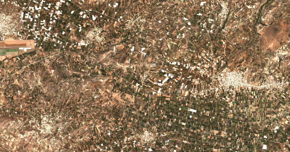 Satellitenkarte von Moní Kalyvianís