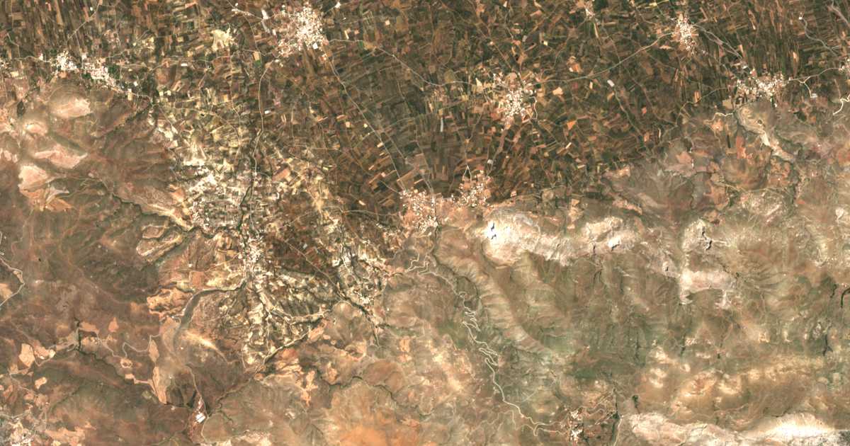 Satellitenkarte von Loúkia