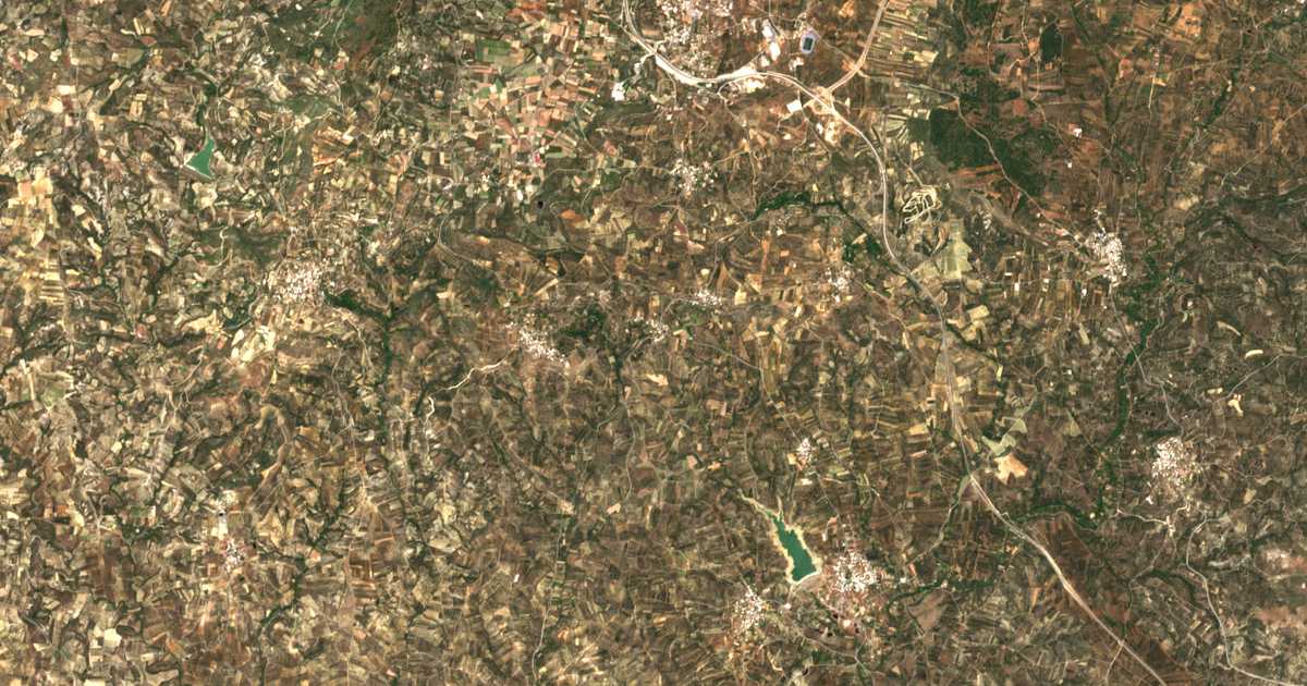 Satellitenkarte von Káto Pouliá