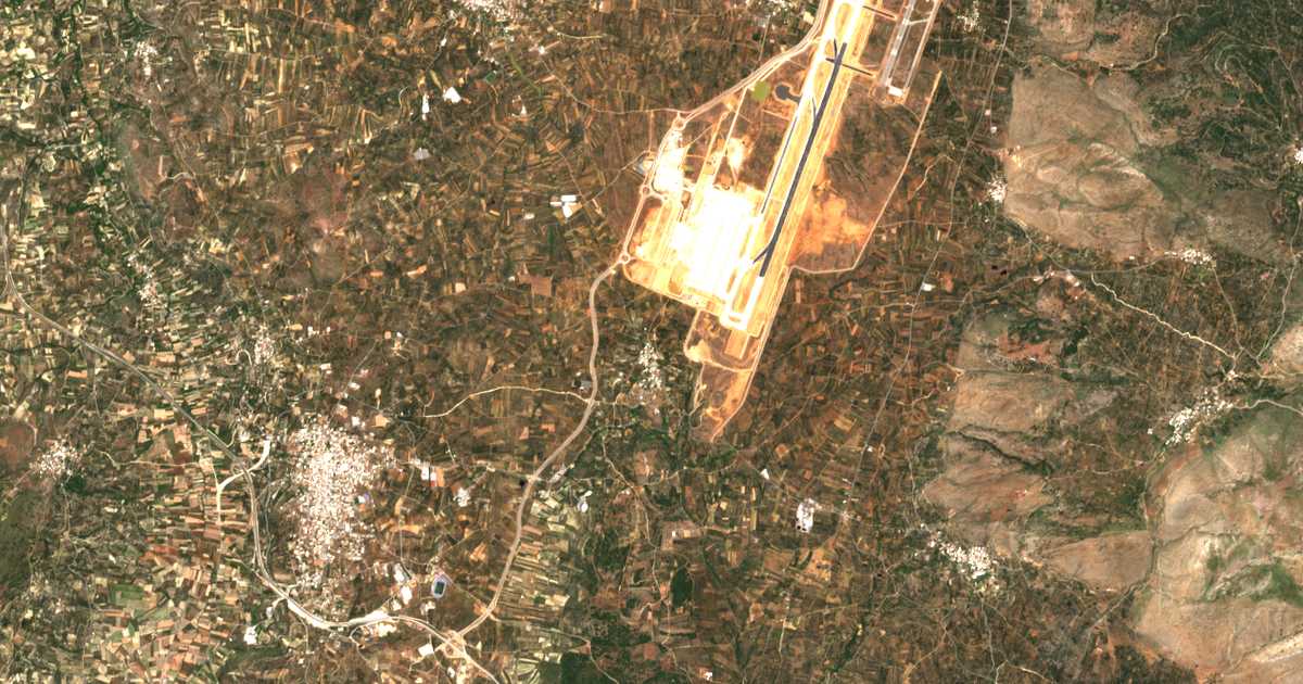 Satellitenkarte von Roussochória