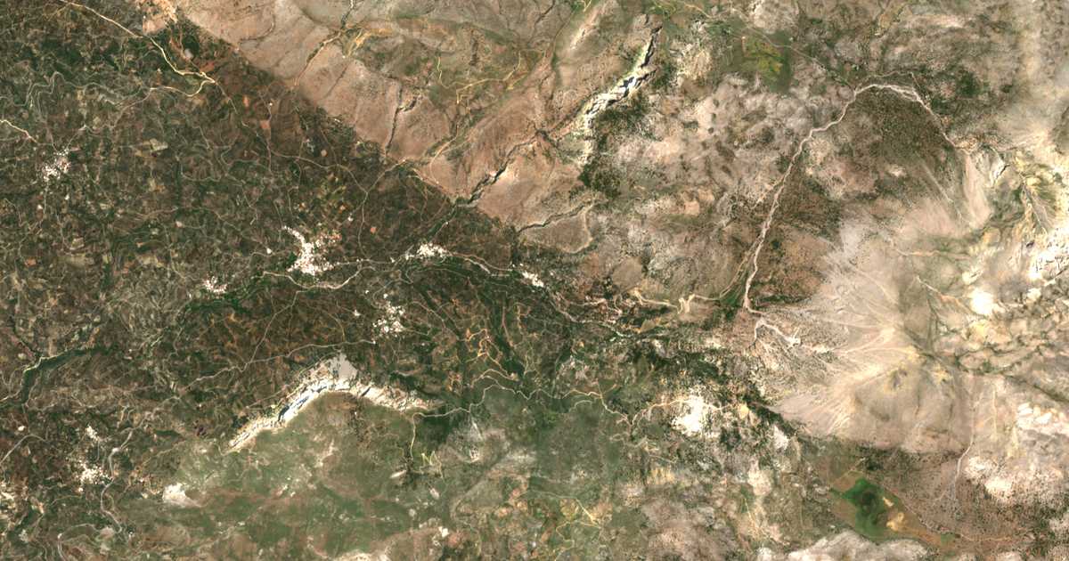 Satellitenkarte von Katofýgion
